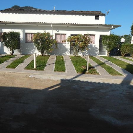De Ville Chales Villa Ubatuba Bagian luar foto